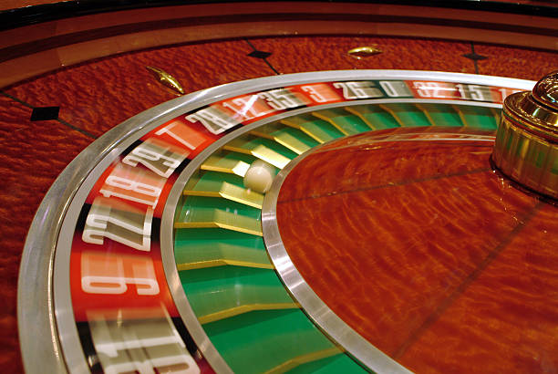 Live dealer revealing cards in Andar Bahar game on dodo69 login with multi-camera feed